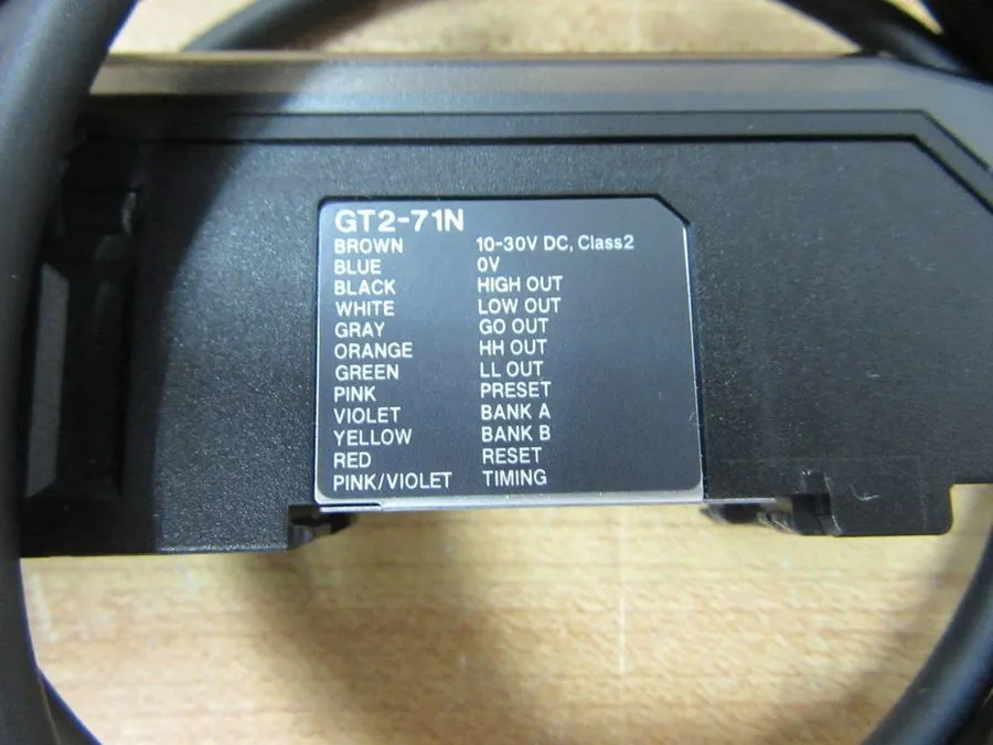 Датчик keyence Laser displacement sensor GT2-71N