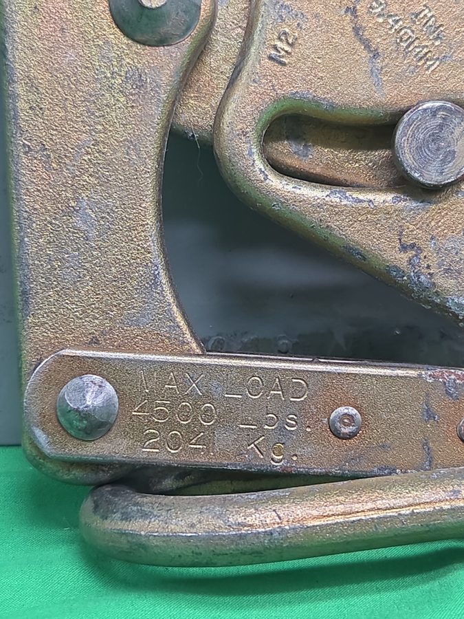 Инструмент ВОЛС KLEIN TOOLS 1613-40 Cable Pulling Jaw Grip,4500 lbMax,0.37in 2DF — фото лота 1