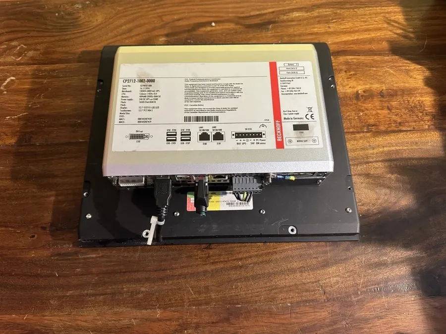 Beckhoff CP2712-1002-0000 panel