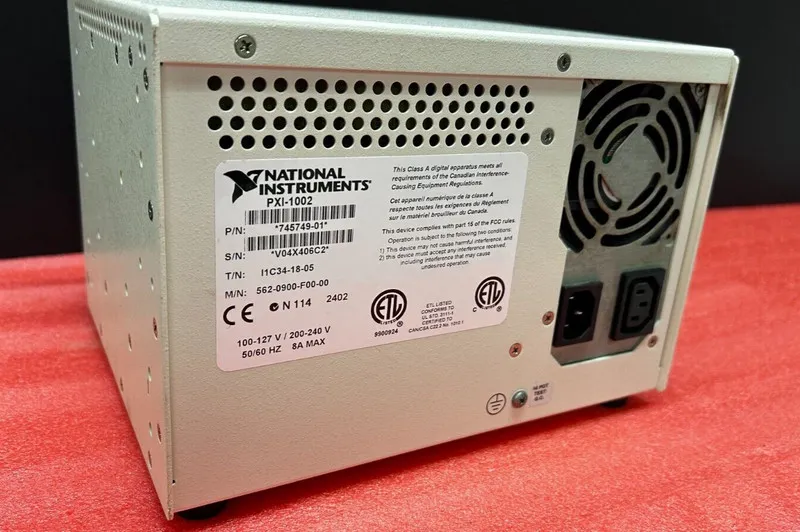 Шасси NATIONAL INSTRUMENTS PXI-1002 WITH PXI-8420 & NI8175