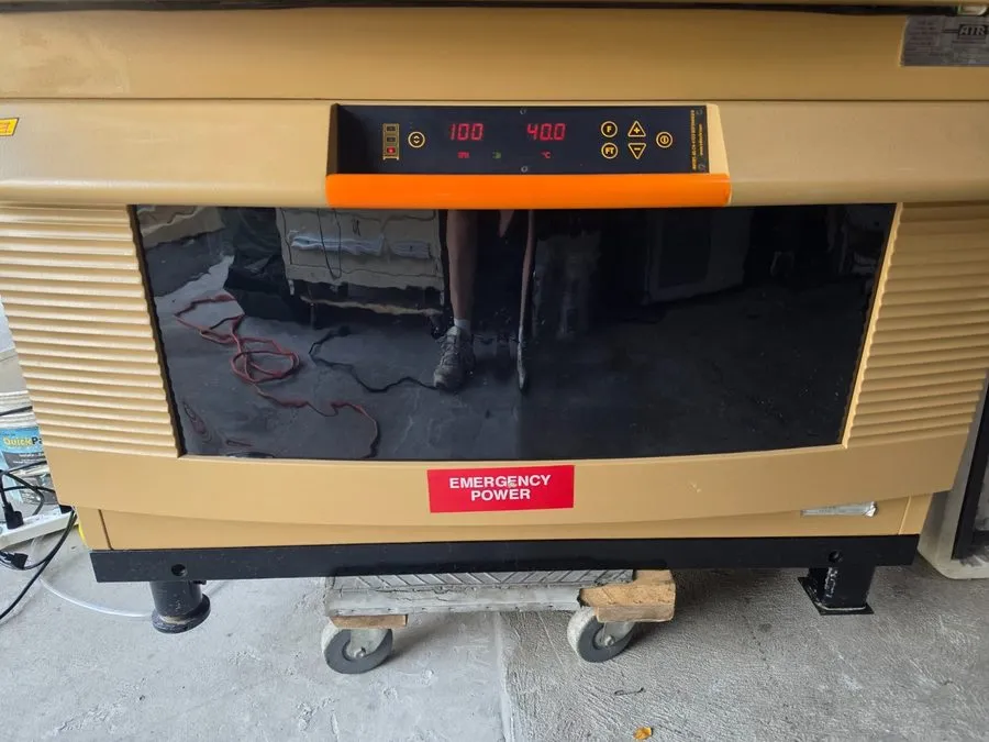 Шейкер Infors HT Multitron Single Stack Laboratory Incubator Shaker AJ103C — фото лота 2