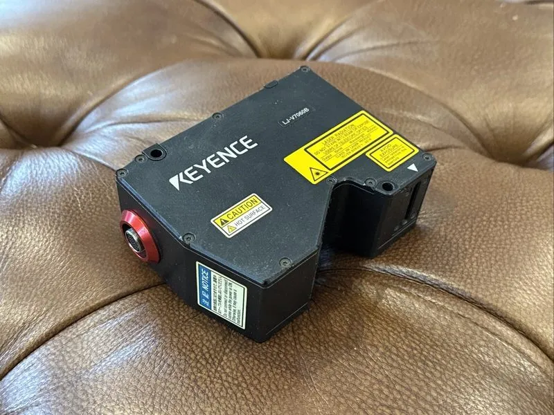 Датчик Keyence LJ-V7060B Laser Displacement Sensor