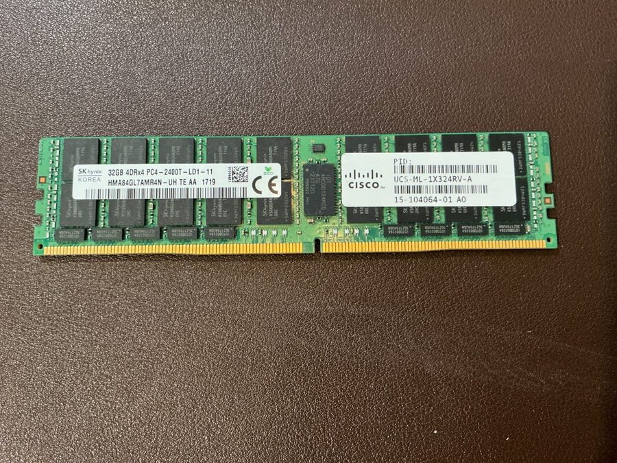 Модуль памяти Cisco UCS-ML-1X324RV-A 32GB DDR4-2400 LRDIMM Hynix HMA84GL7AMR4N-U
