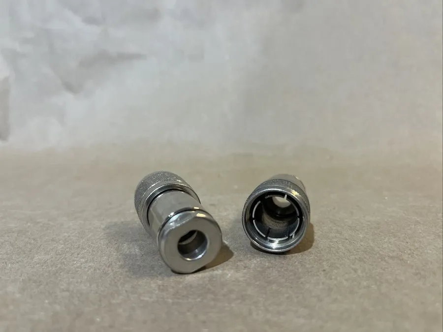 Разъём Amphenol 82-5589 Twinaxial Connector Plug Male Pin