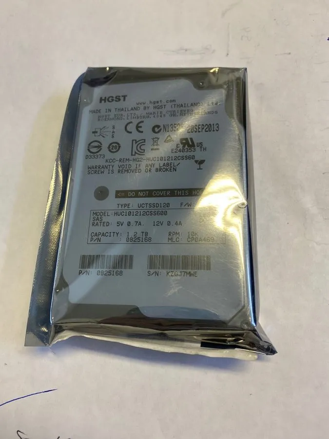 Жёсткий диск HGST 1.2TB 2.5" HDD HUC101212CSS600 Ultrastar 0B25168 10K RPM SAS 6