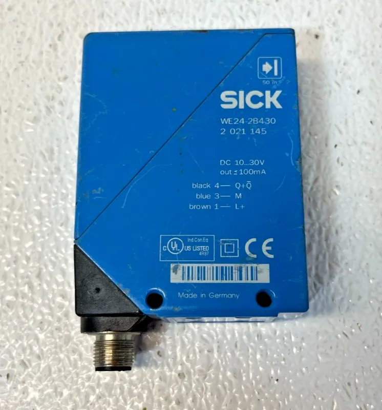 Фотоэлектрический датчик SICK WE24-2B430 Photoelectric Sensor 2021145