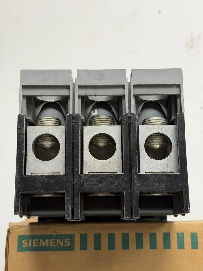 Автоматический выключатель Sentron Series Siemens FXD63B150 150 Amp 600Vac 3 Pol — фото лота 4
