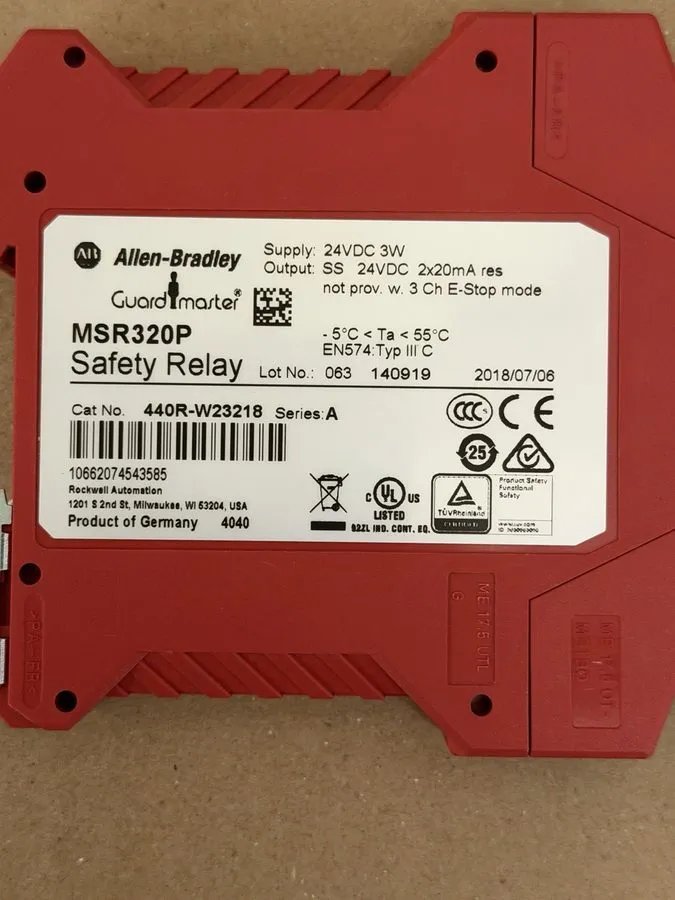 Реле безопасности Allen Bradley MSR320P Guard Master Safety Relay 440R-W23218