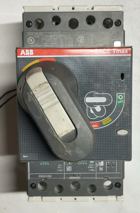 Автоматический выключатель ABB Tmax T1N 100 Molded Case Circuit Breaker 90 Amp — фото лота 1