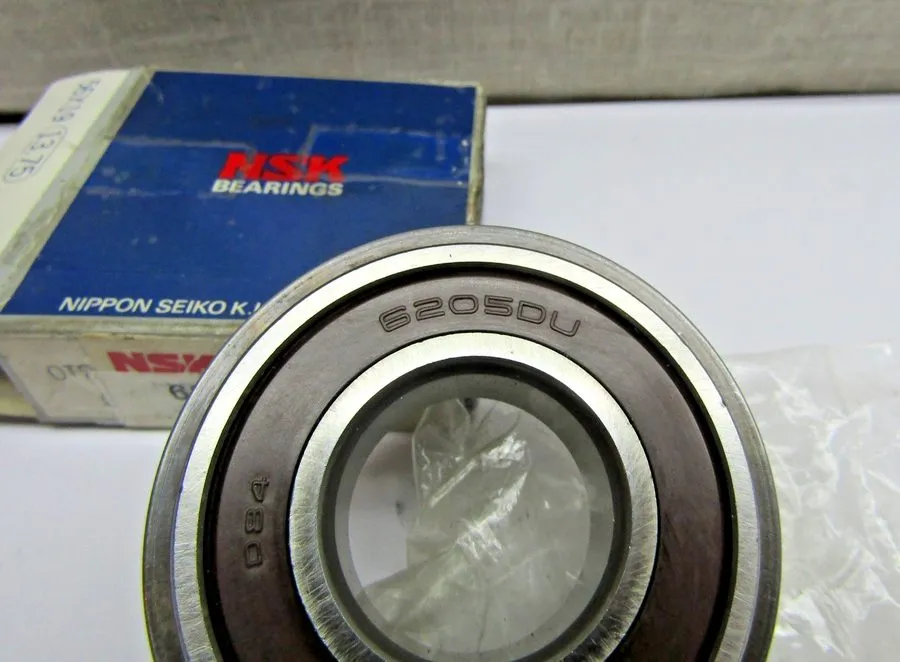Подшипник NSK Hoover 6205DDUNR 25mm Bore X 52mm X 15mm Sealed Snap Ring Bearing