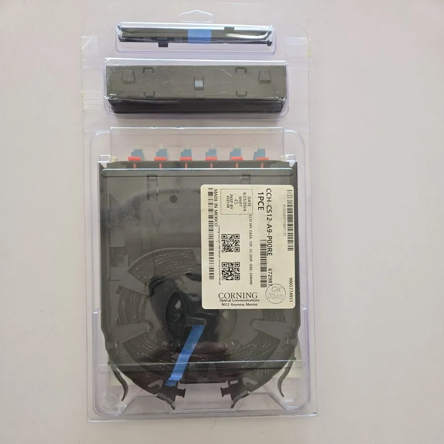 Оптическая кассета Corning CCH-CS12-A9-P00RE Pigtail Splice Cassette 12 F, LC Du