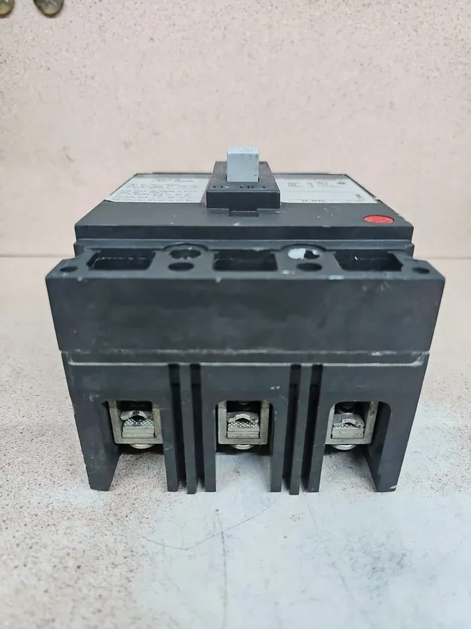 Автоматический выключатель General Electric GE TED134040WL 3p 40a 480v Circuit B