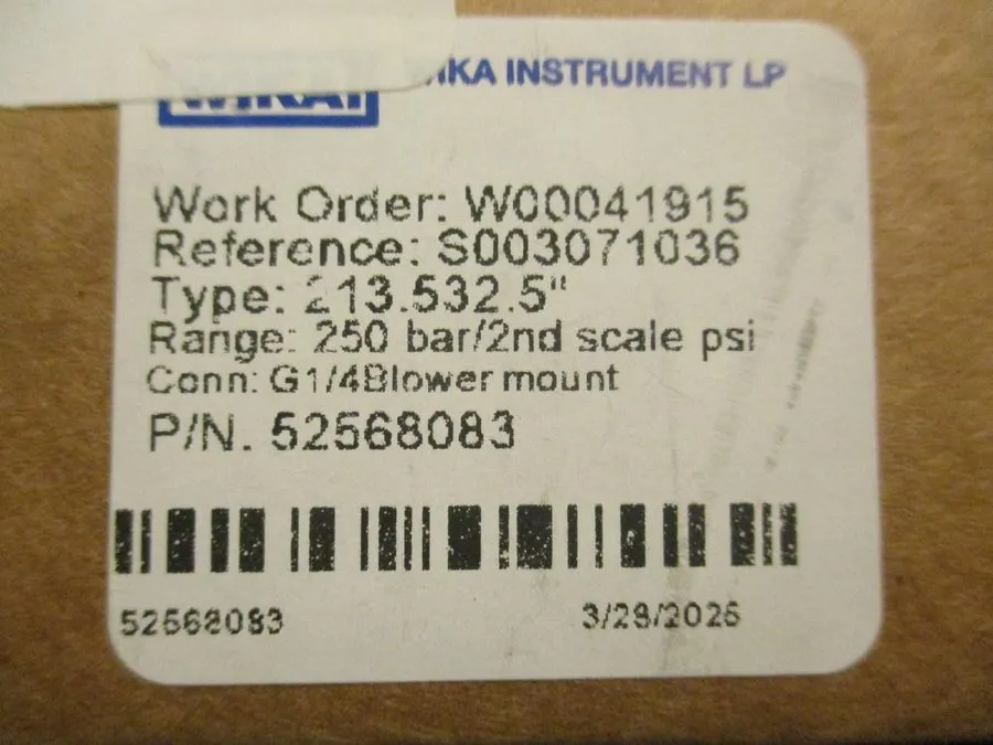 Датчик давления Wika 213.532.5" Pressure Gauge 0-3500psi 0-250bar 2-1/2" Length