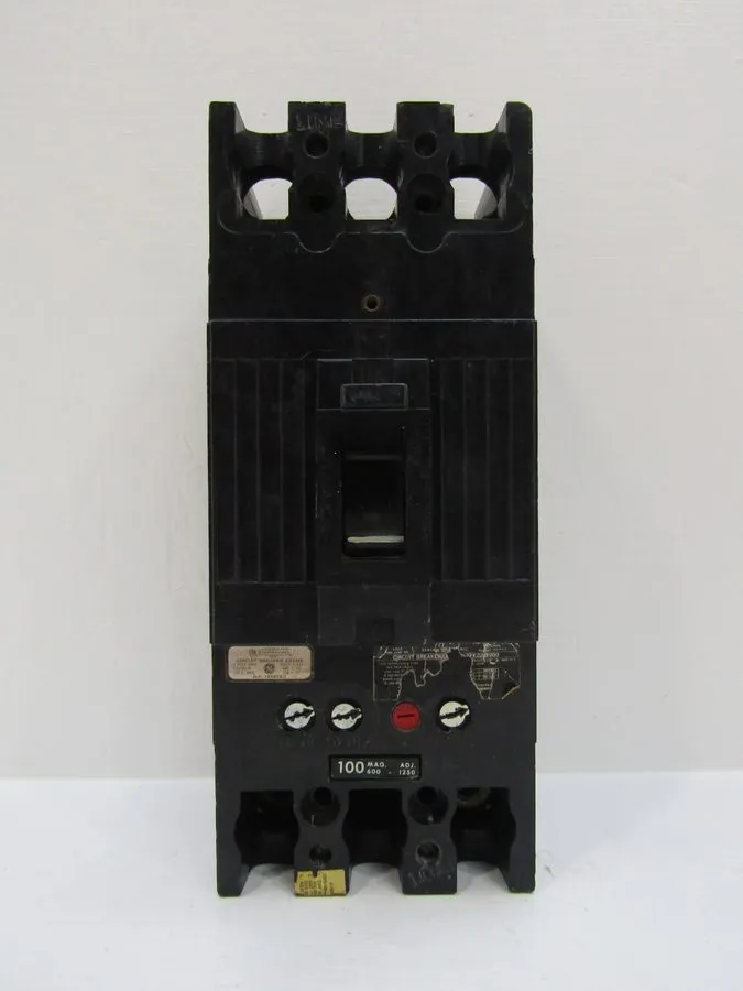 Автоматический выключатель TFK224F000 General Electric 225A 480V 2 Pole Molded C — фото лота 1