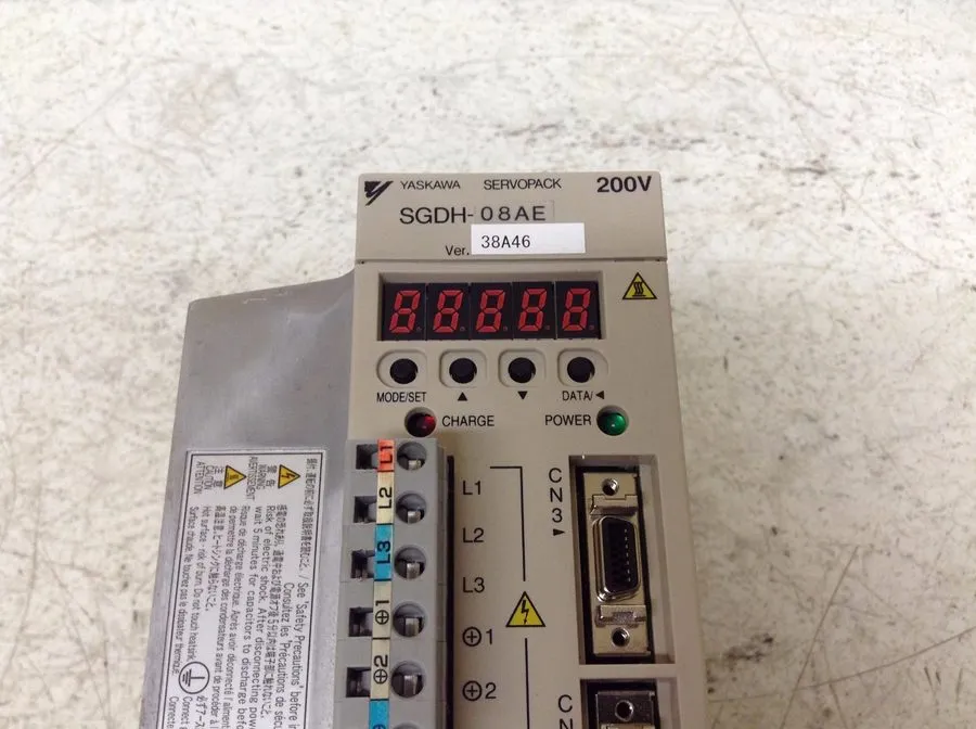 Сервопривод Yaskawa SGDH-08AE Servopack Amplifier 0.8kW 200-230V