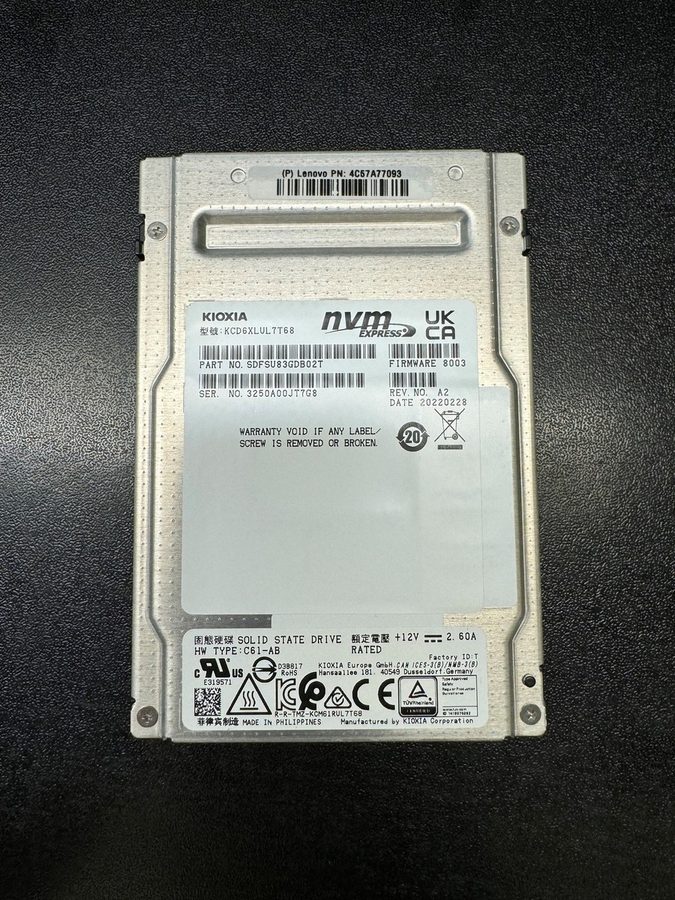SSD-накопитель KIOXIA CD6-R 7.68TB NVMe PCIe 4.0 2.5" U.3 Internal SSD KCD6XLUL7 — фото лота 1