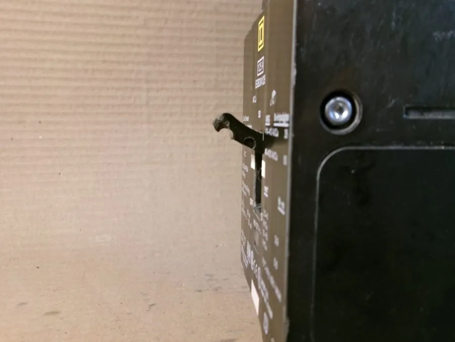 Автоматический выключатель Square D EGB34125 3 Pole 125 Amp 480V Circuit Breaker