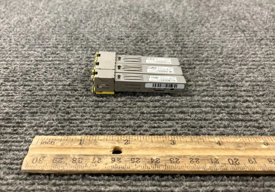 Коммутатор Cisco GLC-T 30-1410-04 SFP Optical Transceiver Switch Module