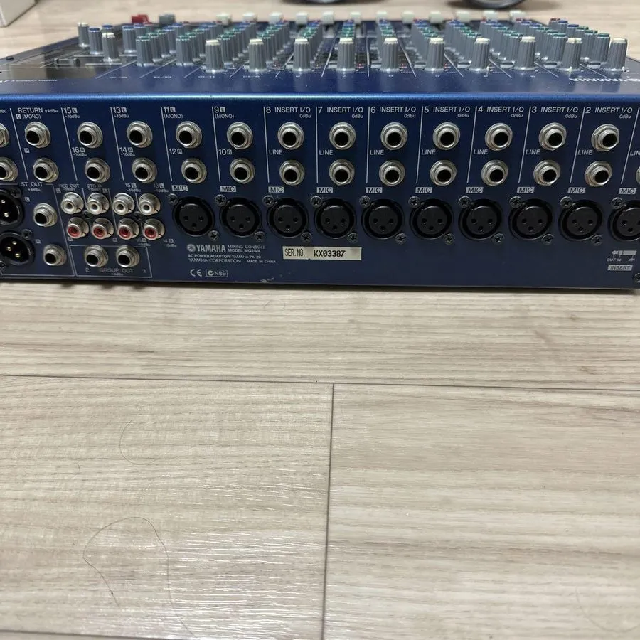 Микшерный пульт YAMAHA Mixing Console MG16/4 16 Channel Studio Live Analog Audio