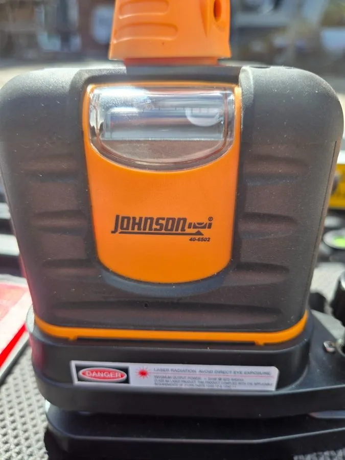 Нивелир Johnson Level & Tool 40-6502 Manual-Leveling Rotary Laser Kit