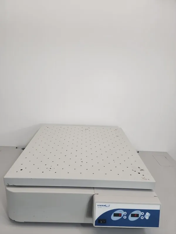 Шейкер VWR DS2-500-1 Digital Orbital Shaker