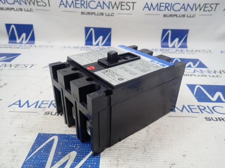 Автоматический выключатель Eaton Cutler Hammer FS340020A 20 Amp 3 Pole 480V FS C
