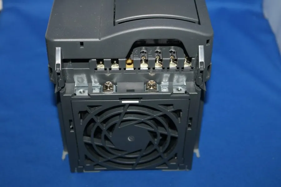 Частотный преобразователь Siemens 6SE6440-2AB21-5BA1 MicroMaster 440 VFD Drive I