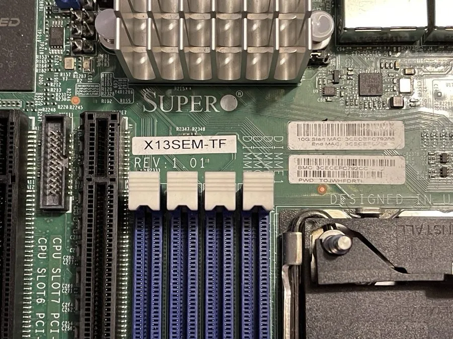 Материнская плата SuperMicro X13SEM-TF Motherboard Intel Xeon SPR-SP CPU LGA4677 — фото лота 1