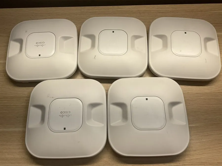 Точка доступа Wi-Fi 11x Cisco AIR-AP1041N-A-K9 802.11n 300Mbps Wireless Access P