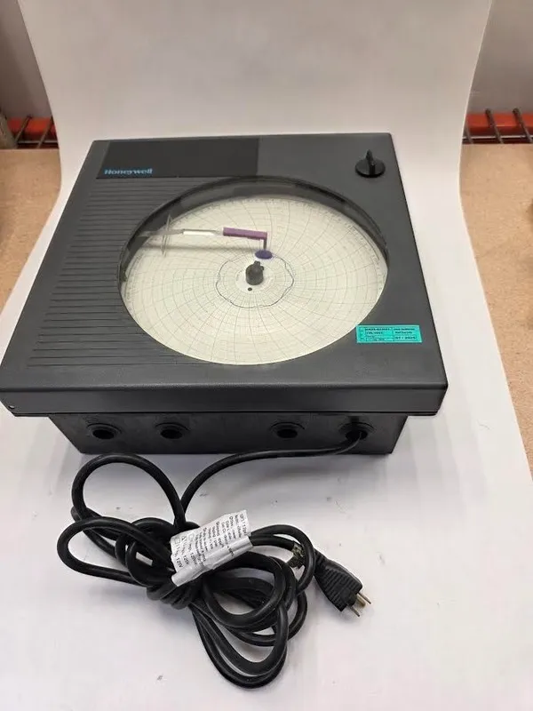 Регистратор Honeywell DR4311 Circular Chart Recorder — фото лота 1