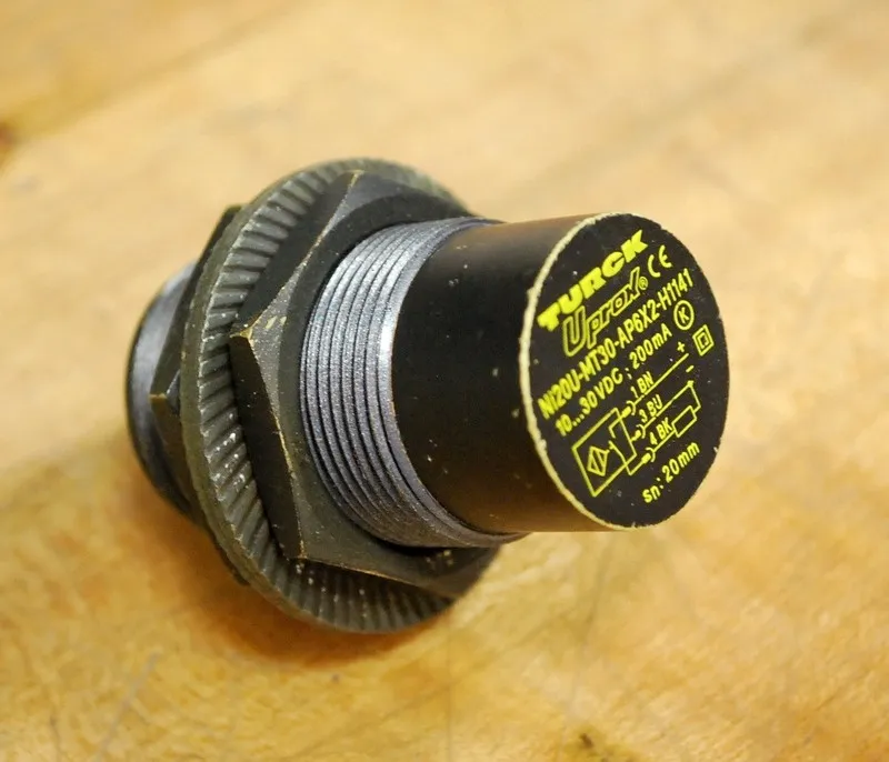 Датчик приближения Turck Ni20U-MT30-AP6X2-H1141 Proximity Sensor