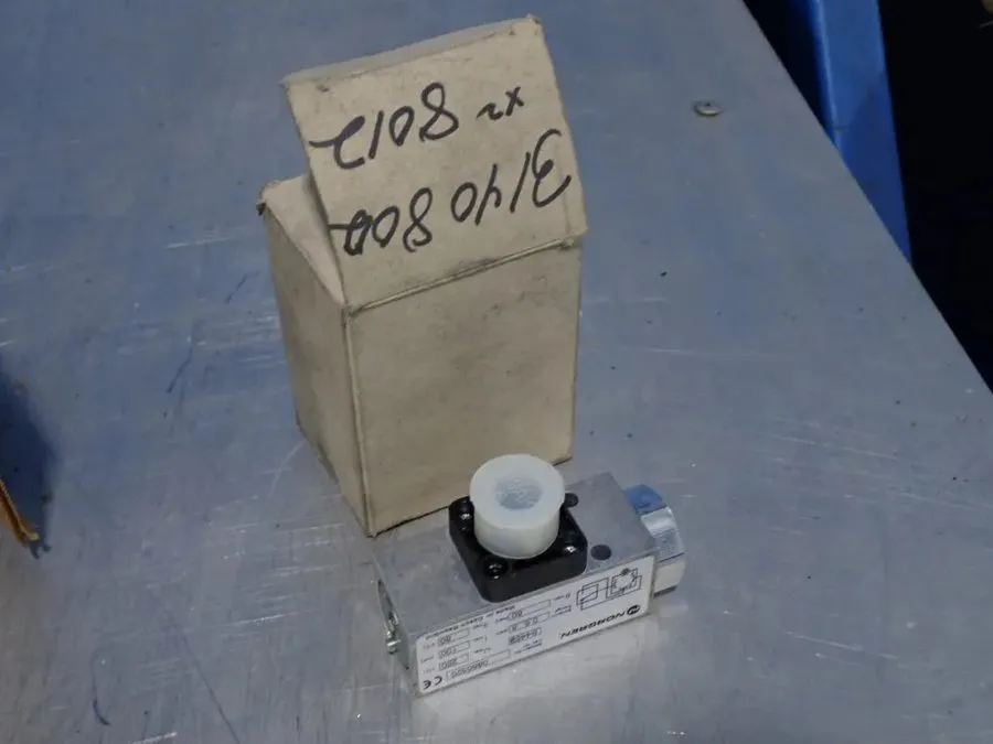 Реле давления Norgren 0880320 Pneumatic Pressure Switch 18D Series 1/4" NPT 7-12