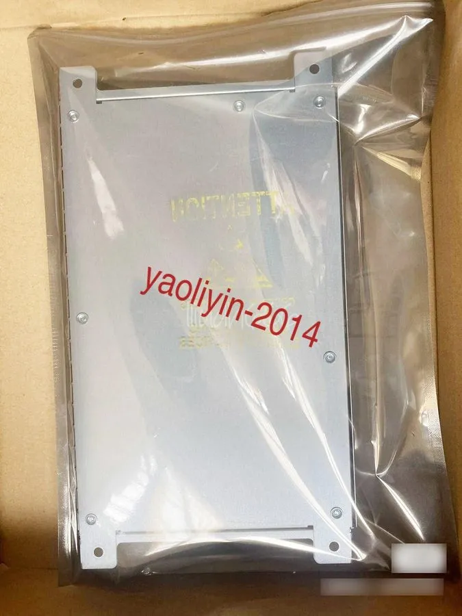 Робот ABB ROBOT COMPUTER DSQC668 3HAC028179-001