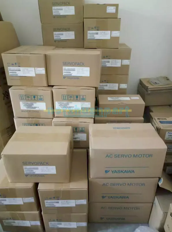 Серводвигатель YASKAWA SGMGV-05DDL6F Servo Motors