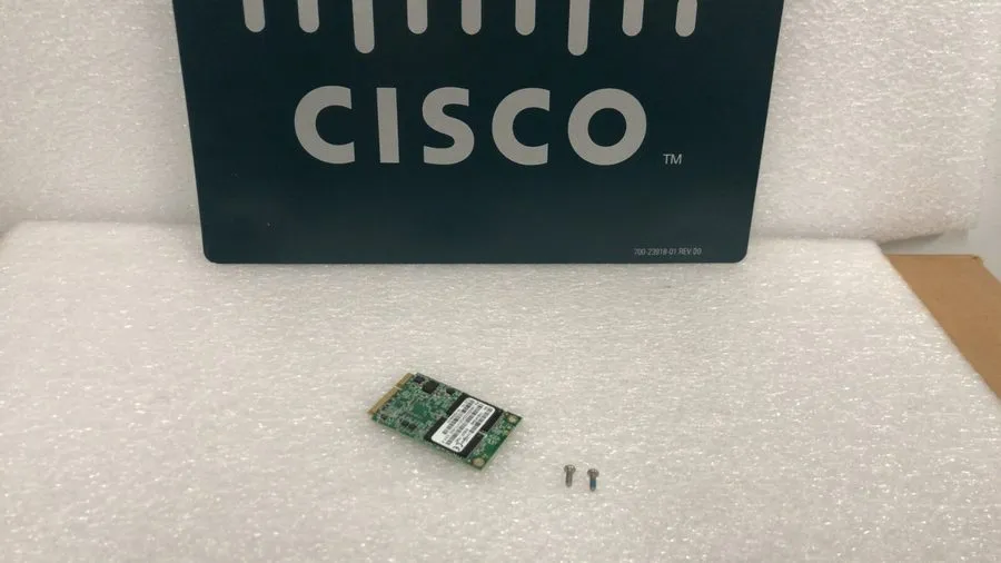 SSD-накопитель CISCO SSD-MSATA-200G 200GB Solid State Drive w/ Screws ISR-SSD IS