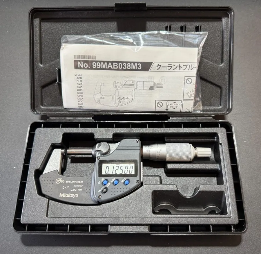 Микрометр Mitutoyo Electronic Digital Outside Micrometer 1" Max .00005" IP65 293