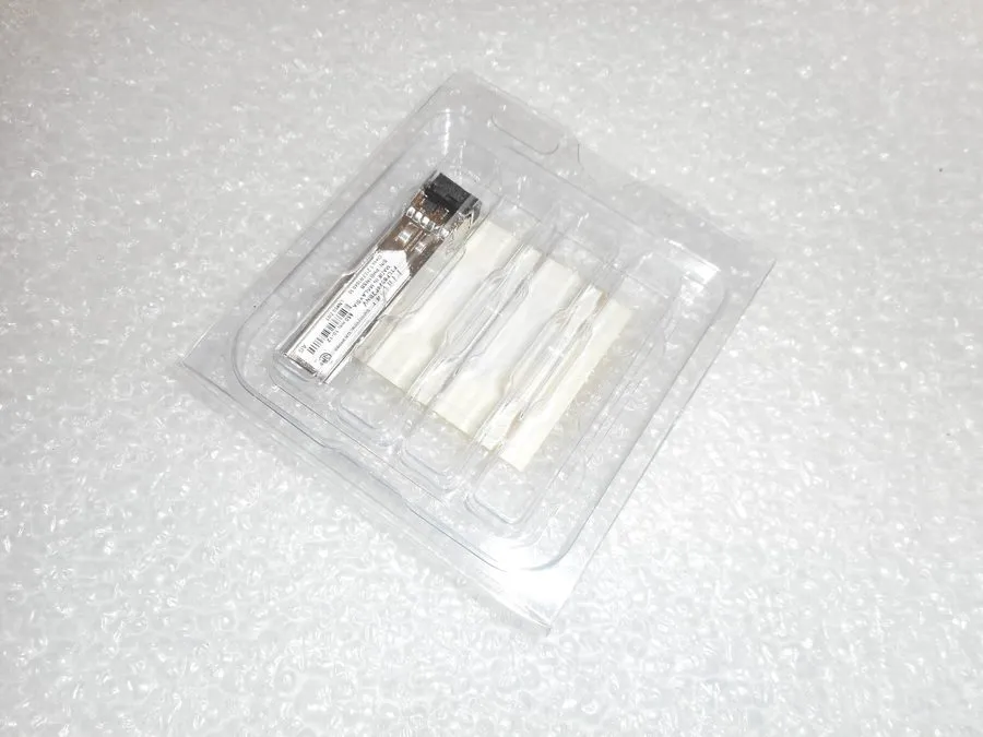 Трансивер Finisar FTLF8524P2BNV SFP SX 4GB 850nm 500m LC MMF Transceiver