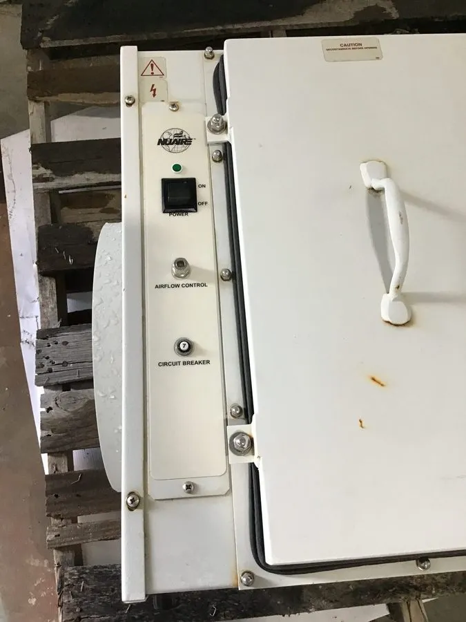 Вытяжной шкаф Nuaire NU-819-002 Fume Hood Hepa Biosafety Cabinet Filter Unit — фото лота 2