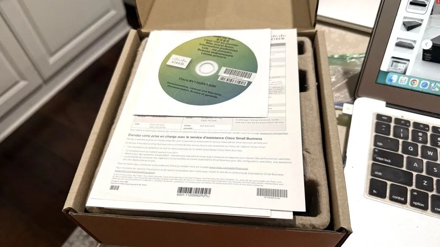 Маршрутизатор Cisco RV340 1000Mbps Dual WAN Gigabit VPN Router (RV340-K9-NA) — фото лота 2
