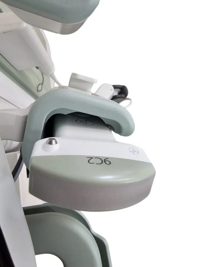 УЗИ-аппарат BK B&K Medical BK3500 Ultrasound With 9C2 Probe 2017 — фото лота 1