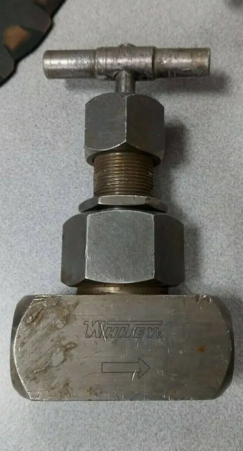 Клапан Whitey SS-8VF8 Valve Stainless Steel Swagelok Threaded 5000 WOG