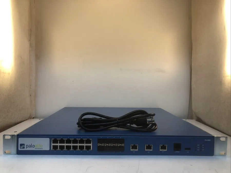 Межсетевой экран Palo Alto PA-3050 12-Port Gigabit Ethernet Security/Firewall Ap