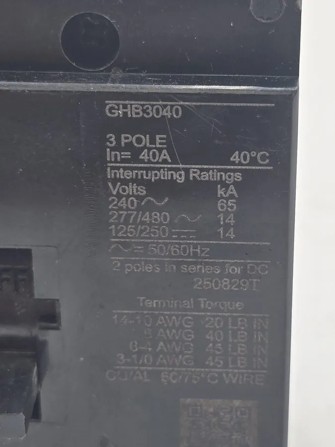Автоматический выключатель Eaton GHB3040 40 Amp 3 Pole 277/480V GHB Bolt on Circ