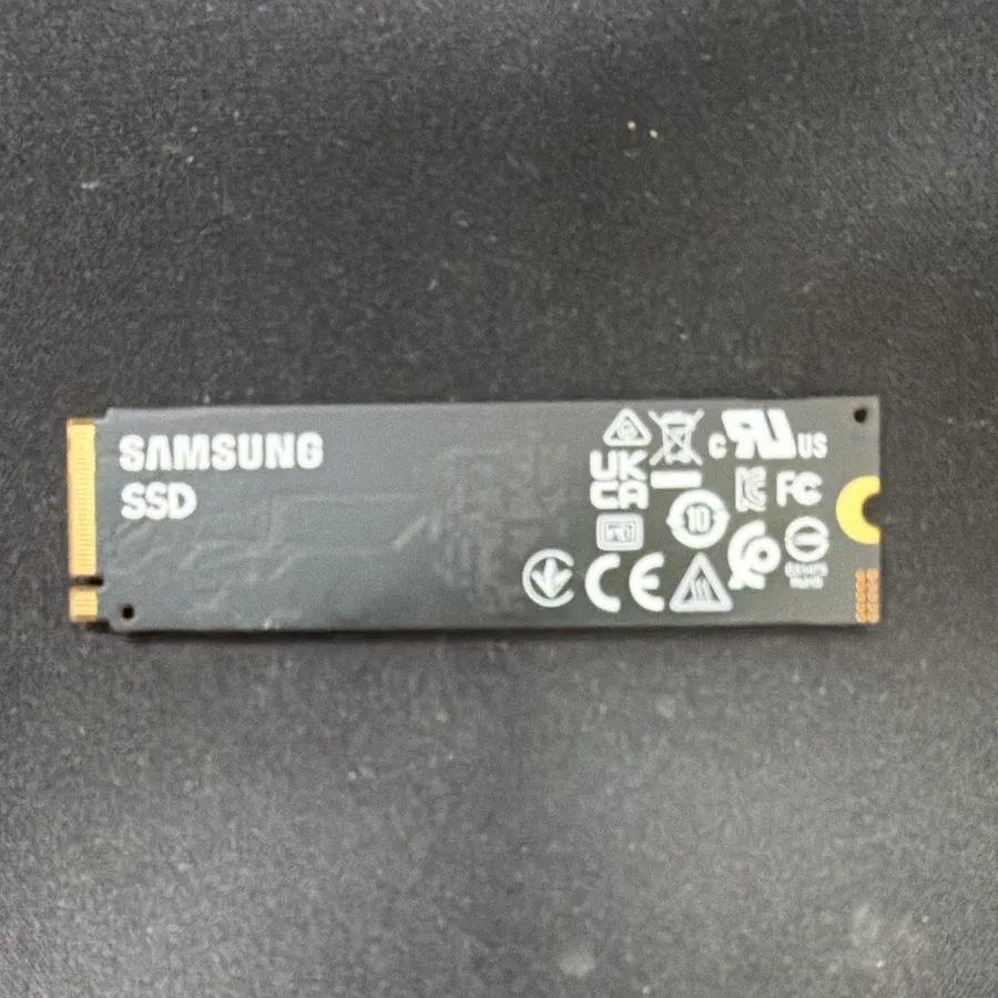 SSD-накопитель Samsung PM991 256GB M.2 NVMe Gen3x4 2280 SSD (MZVLQ256HAJD) 100% — фото лота 1