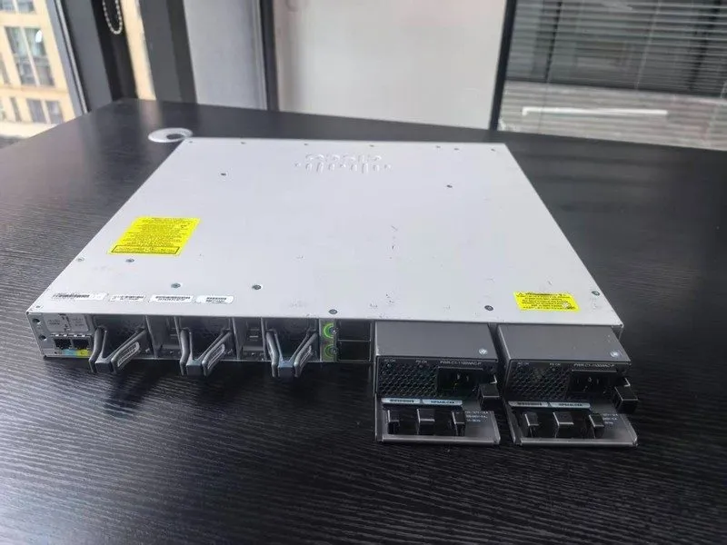 Коммутатор Cisco Catalyst C9300-48H-A 48 ports Cisco UPOE