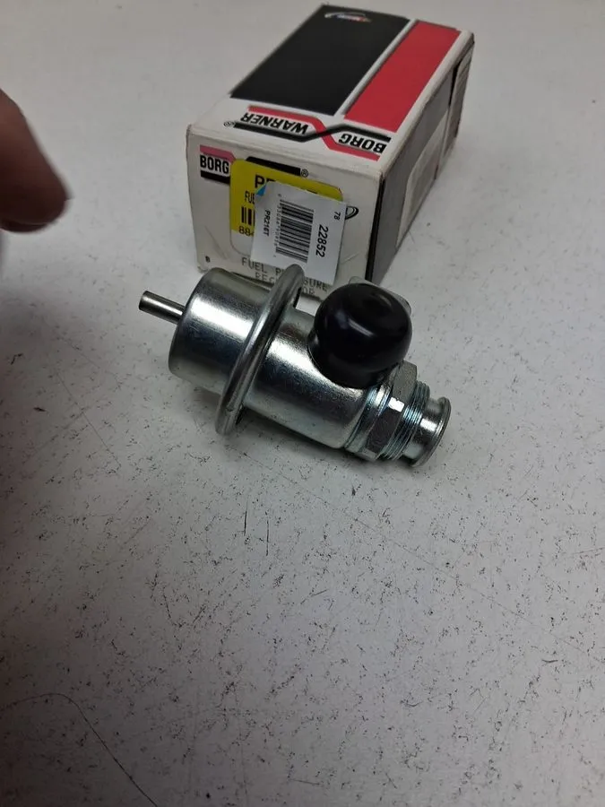 Трубопроводная арматура Fuel Injection Pressure Regulator Delphi FP10026 — фото лота 1