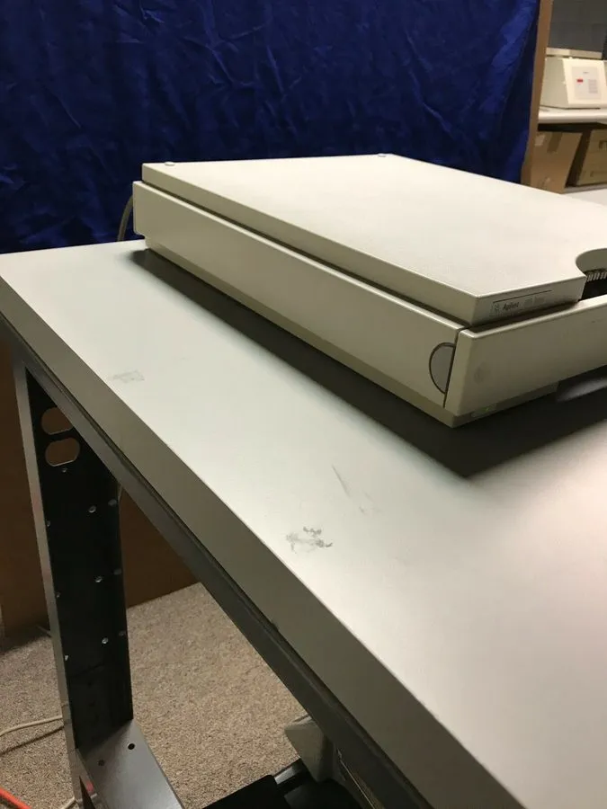 Хроматограф Agilent G1322A HPLC 4-CH Vacuum Degasser