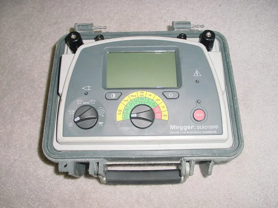 Тестер Megger DLRO10HD Digital micro ohmmeter Low resistance ohmmeter