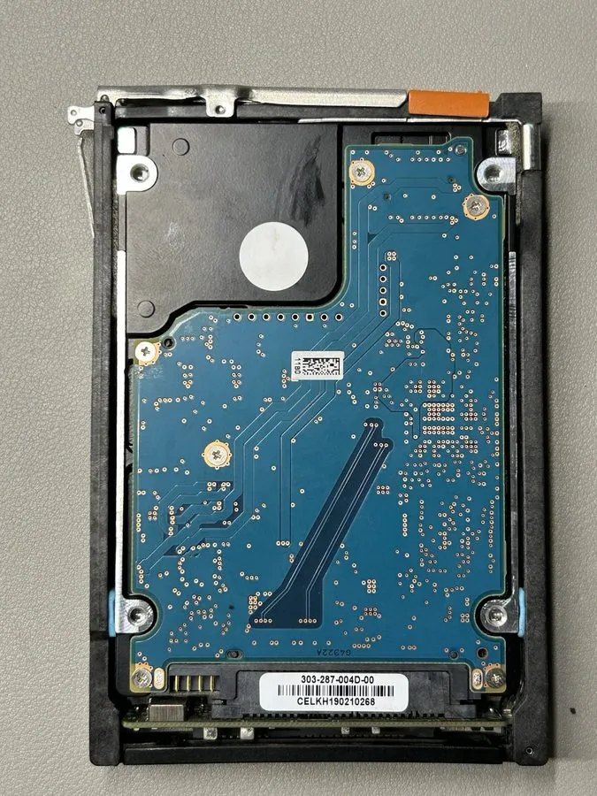 Жёсткий диск EMC 005051632 1.2TB 10K 2.5" 12Gb SAS HDD D3-2S10-1200 D3N-2S10-120 — фото лота 2