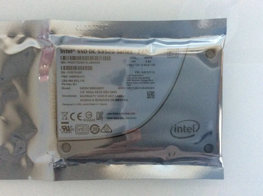 SSD-накопитель Solid State Drive SSD Intel DC S3520 240GB Sata III 2.5" Inch SSD